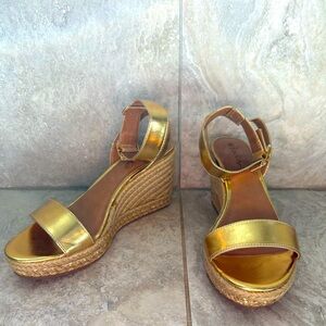 Lilly for Target wedges